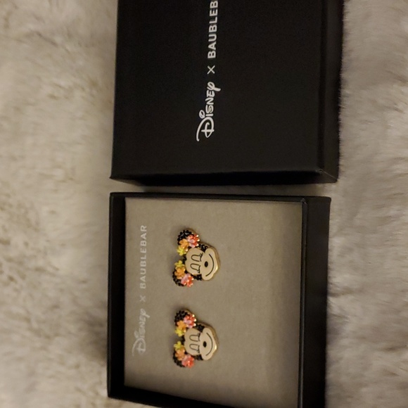 Disney X Baublebar Minnie Mouse Earrings - Picture 4 of 4